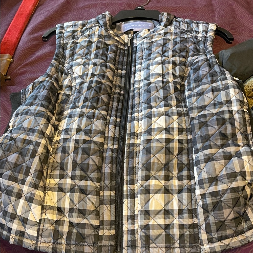 Laura Scott Black and White Checkered Vest